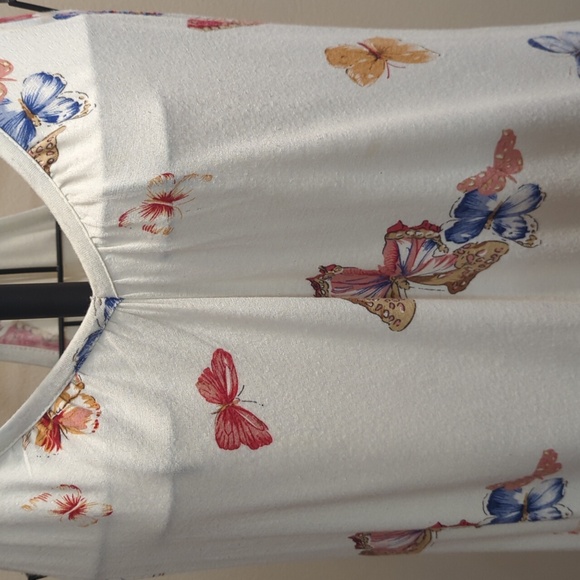 Butterfly blouson tank top - Picture 2 of 7